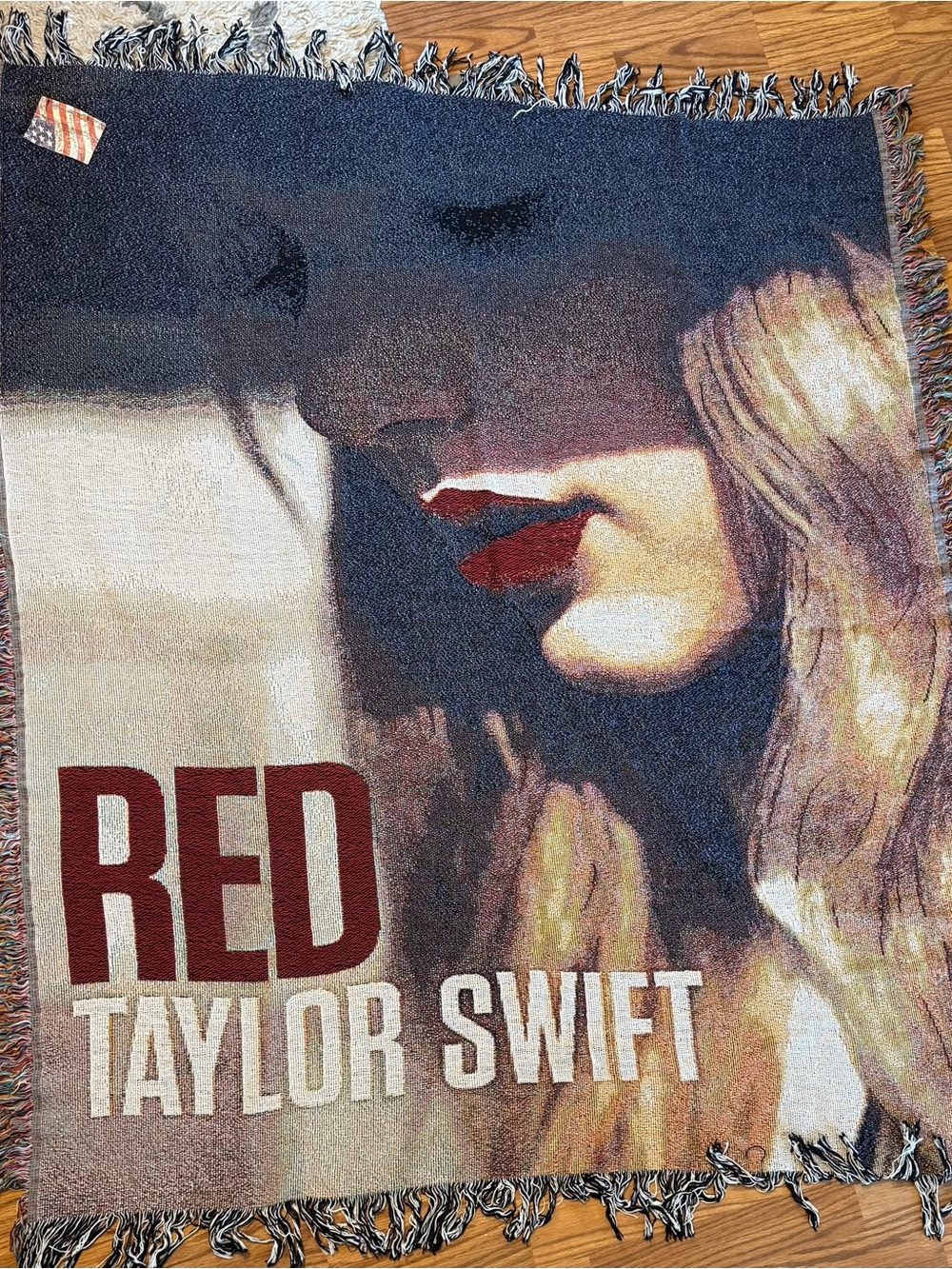 Taylor Swift RED Tour Woven Throw Blanket – New With Tags – Official Merchandise